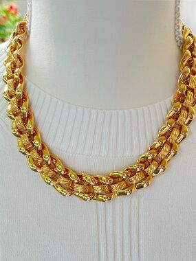Vintage Napier Gold Tone Chunky Link Necklace Signed Heavy 1980s Statement